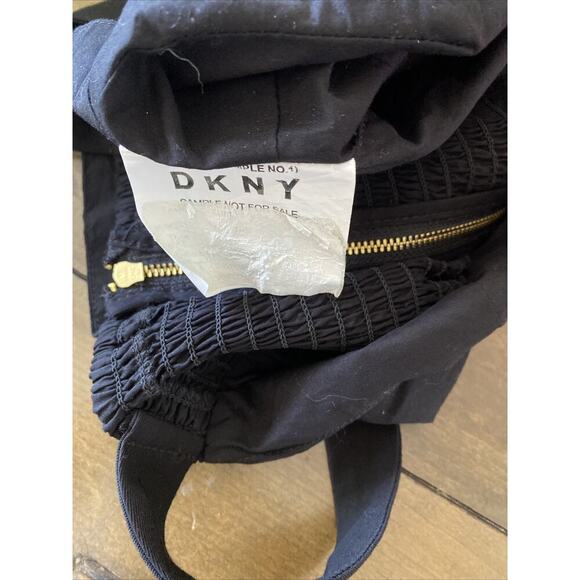 DKNY Y2K Women's Small black Tank Top Smocked Back Festival Casual Summer - Picture 7 of 7